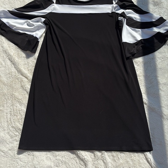 Bali Black & White Striped Long Sleeve Dress Minimalist Mod Y2K Style Size 16 - Picture 3 of 7